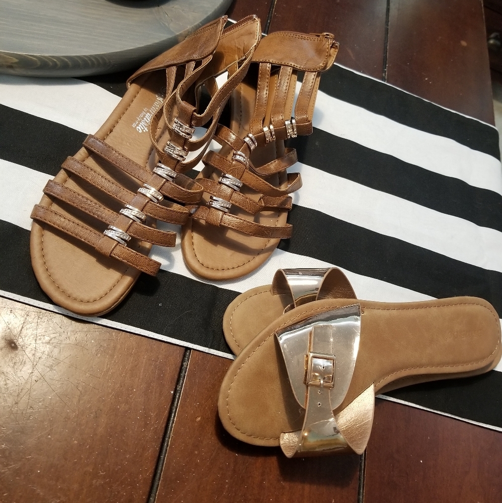 2 pairs of womens sandals